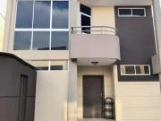 Casa en Alquiler en la Urbanización BeloHorizonte en Via...