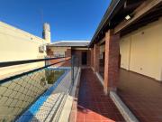 Casa en Alquiler en Los Hornos, La Plata