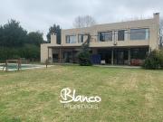 Casa en alquiler en Manuel Alberti