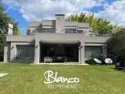 Casa en alquiler en Manuel Alberti