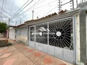 Casa en Alquiler en Maracaibo Zulia 149 m2. 3 hab