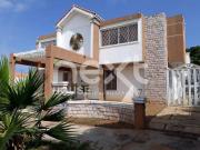 Casa en Alquiler en Maracaibo Zulia 322 m2. 8 hab
