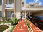 Casa en Alquiler en Maracaibo Zulia 350 m2. 5 hab