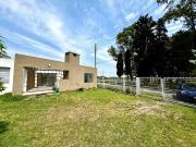 Casa en alquiler en Mariano Acosta