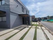 Casa en alquiler en Pilar