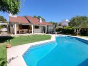 Casa en alquiler en Pilar