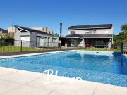 Casa en alquiler en Pilar