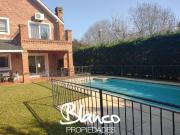 Casa en alquiler en Pilar