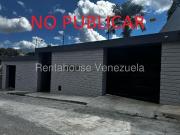 Casa en Alquiler en Prados del Este, Caracas