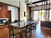 Casa en alquiler en Primera Junta