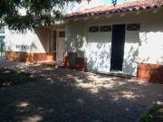 Casa en alquiler en Remedios de Escalada Oeste