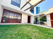 Casa en alquiler en San Isidro a S/5,000 al mes