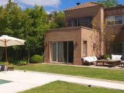 Casa en alquiler en Troncos del Talar