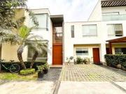 Casa en alquiler en Urb. Los Granados Surco Casa en alquiler en Urb. Los Granados Surco