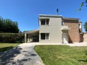 Casa en alquiler en Villa Luisa