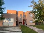 Casa en alquiler en Zelaya