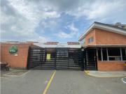 CASA EN ALQUILER JAMUNDI AL SUR ALFAGUARA CR HACIENDA EL...