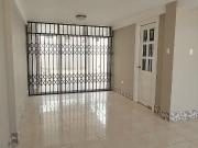 Amplia Casa en Alquiler por año corrido o seis meses Las...