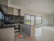 CASA EN ALQUILER SAN SEBASTIAN 4 AMBIENTES CON PILETA