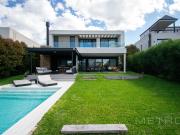 Casa en alquiler temporario de 6 ambientes