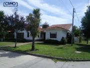 Casa en Venta Belgrano de Miramar. Estado Bueno. 2...