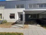 Casa en alquiler tres dormitorios, Urca, Zona norte