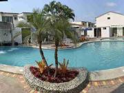 Casa en alquiler Urbanización Milann cerca de la...