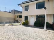 Casa en Alquiler Venta en Norte de Quito Santa Lucia...