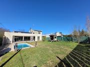 Casa en alquiler y venta City Bell Las Banderitas 3/4...