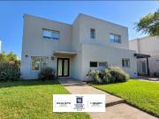 Casa en Alquiler y/o Venta en Barrio Vistas Puertos