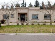 Casa en alquiler/venta. Lote Interno, pileta. Barrio...