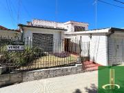 Casa en Alta Gracia de Categoría sobre Avenida