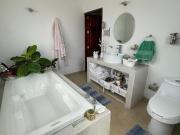 CASA EN ALTA VISTA A 5 MINUTOS CENTRO DE CUERNAVACA