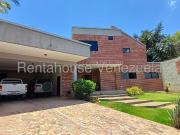 Casa en Altos de Guataparo Valencia Carabobo 25 20354...