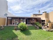 Casa en venta 2 dormitorios La Plata