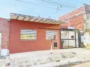 Casa en Andrade al 2200