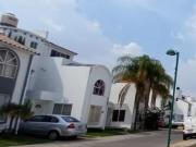 CASA EN ANTARA II A UN COSTADO DEL CLUB HIPICO EN...