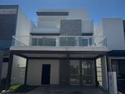 Casa en Aqua Residencial