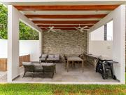 CASA EN ARBOLADA DOBLE TERRENO EN VENTA