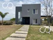 VENTA Casa en Área 10 San Sebastián APTO CRÉDITO...