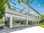 Casa en Armenia Country Club diseñada por Mario Roberto...