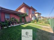 Casa en arriendo c/ estacionamiento en Centro de Isla de... Casa en arriendo c/ estacionamiento en Centro de Isla de...