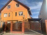 Casa en arriendo c/ estacionamiento en Centro de Rancagua