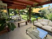 Casa en arriendo c/ estacionamiento en El Huinganal