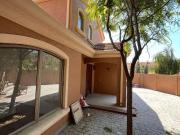 Casa en arriendo c/ estacionamiento en El Huinganal