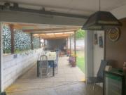 Casa en arriendo c/ estacionamiento en Higuerillas