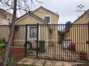 Casa en arriendo c/ estacionamiento en Nos