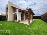 Casa en Arriendo, Calahorra Sobre La Milla De Oro, Cajicá