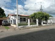 Casa en arriendo La Castellana, Montería