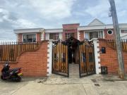 casa en arriendo en altos del cacique. Cod A120650